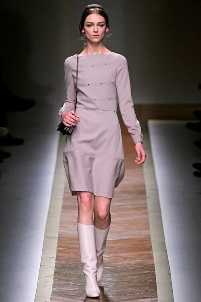Look 13
